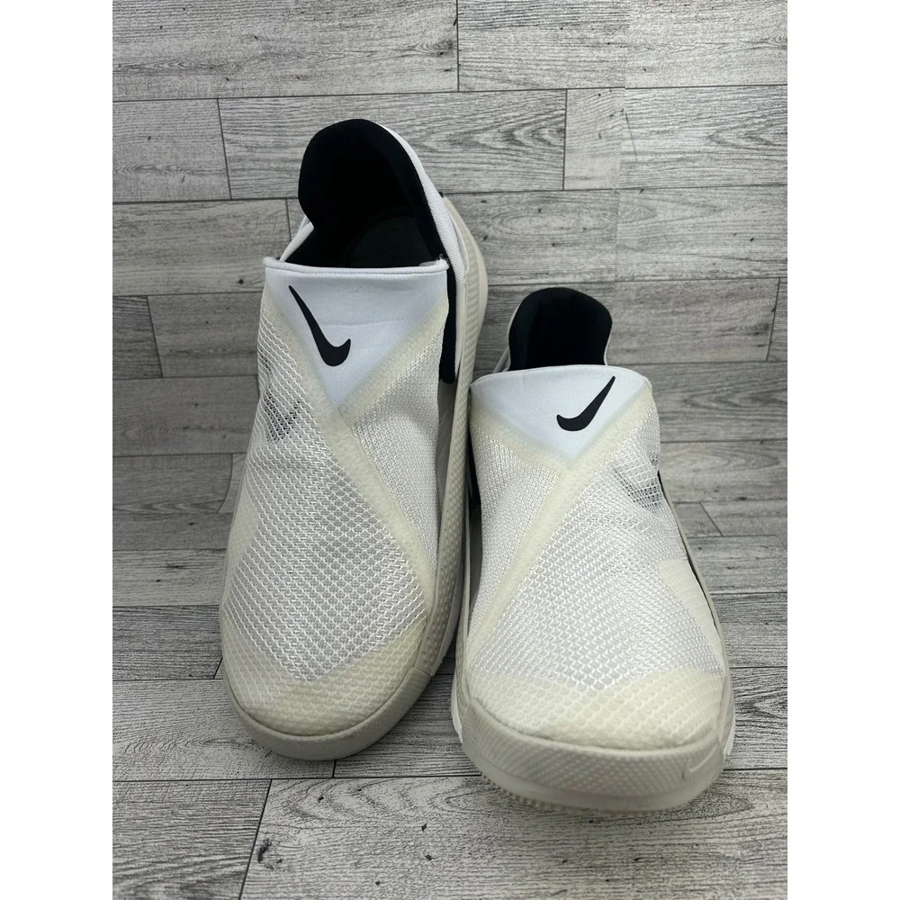 Nike Go FlyEase Men 10 White Sail Black Hands Free Slip On Sneakers CW5883-101